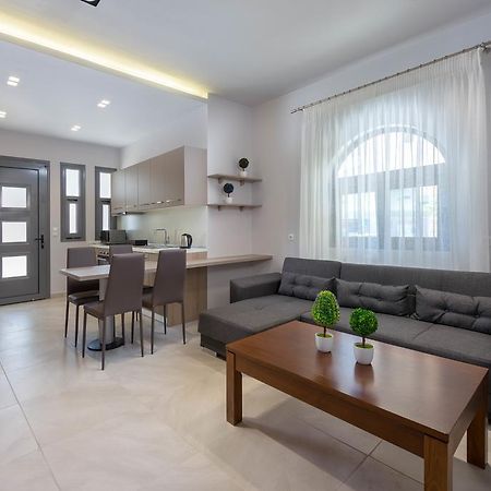 Lardos Luxury Apartments Esterno foto
